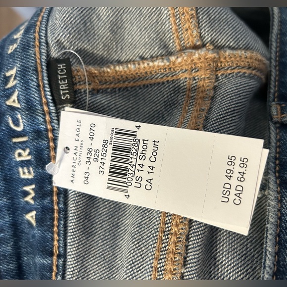 American Eagle Tomgirl Jean - Picture 5 of 5